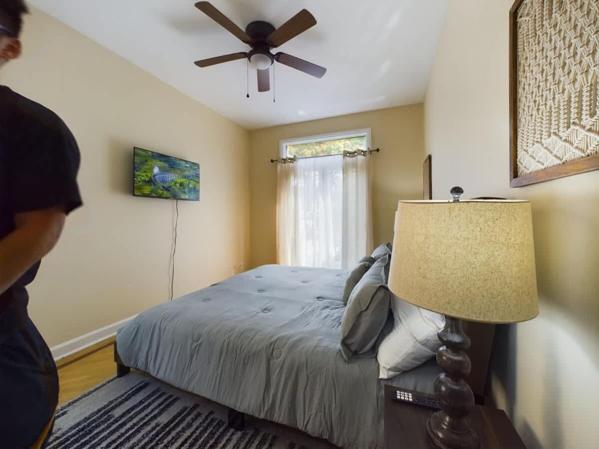 Luxe 4Br With Hot Tub & Game Room Чикаго Экстерьер фото